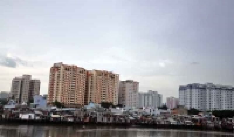 TP.HCM: Lập kế hoạch di dời 17.000 nh&agrave; "ổ chuột" ven k&ecirc;nh
