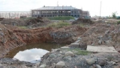 DN Trung Quốc rầm rộ x&acirc;y dựng dự &aacute;n kh&ocirc;ng ph&eacute;p