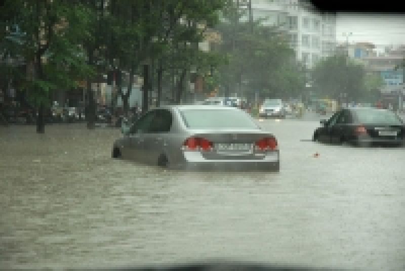 Chống ngập bằng hầm tho&aacute;t - trữ - thấm nước mưa